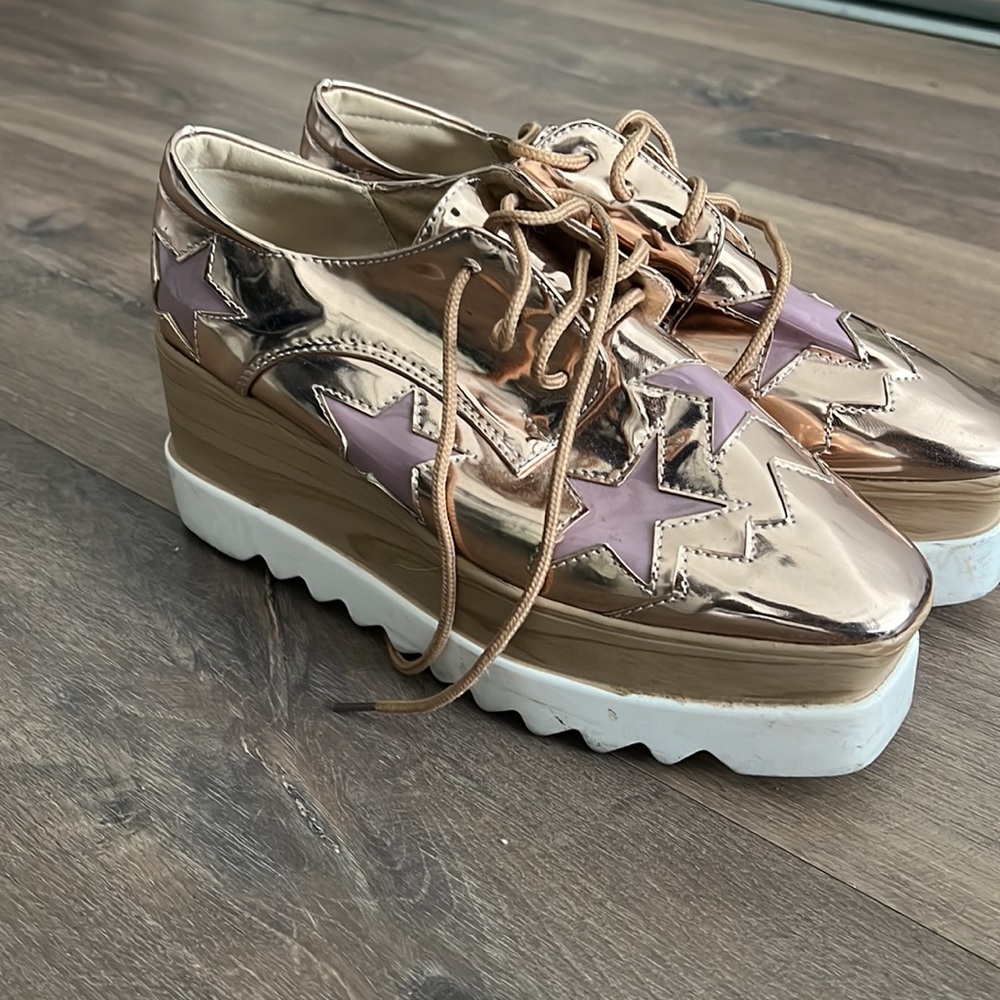 Platform Shoes - Picture 2 of 2